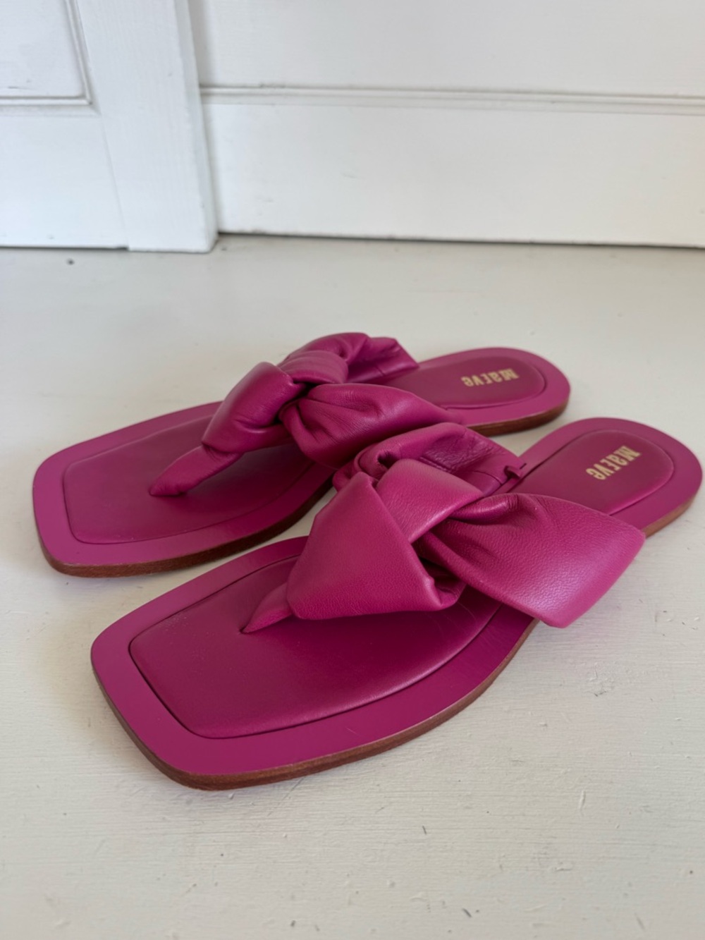 Anthropologie Maeve Fuchsia Puffy Knotted Sandals size 8